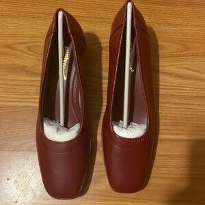 Mushrooms Heeled Loafers size 7 1/2 M. (CC)